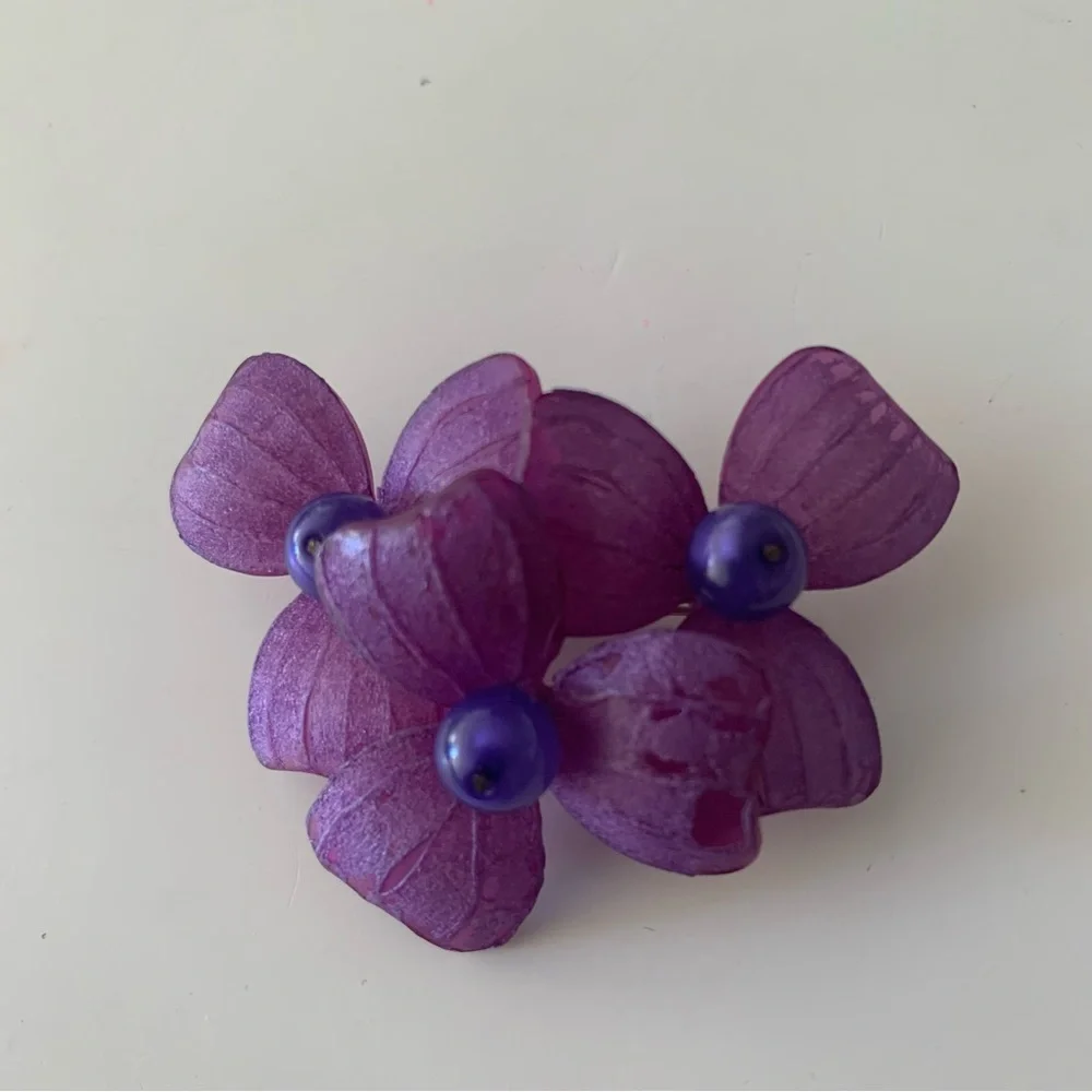 Les Halles Purple Lucite Floral Brooch Bold Statement Flower Pin Blue Accent